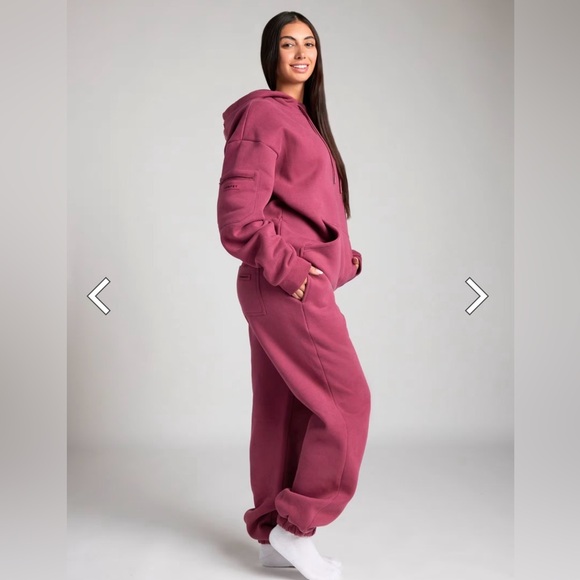 Comfrt Airplane Mode Travel Hoodie/ Jogger Set - Picture 3 of 11